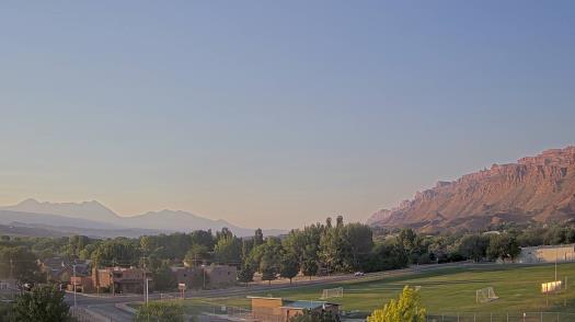 Weather camera view of Grand County HS.