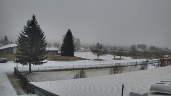 Weather camera view of Mackay Joint SD 182.