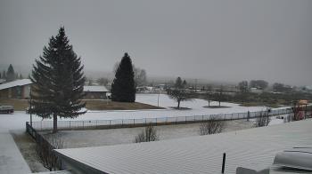 Weather camera view of Mackay Joint SD 182.