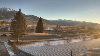 Weather camera view of Mackay Joint SD 182.