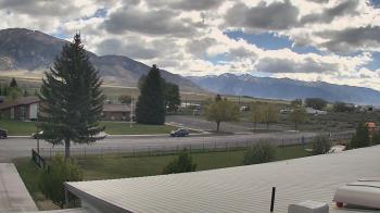 Weather camera view of Mackay Joint SD 182.