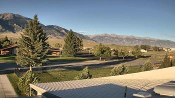 Weather camera view of Mackay Joint SD 182.
