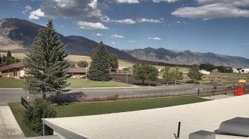 Weather camera view of Mackay Joint SD 182.