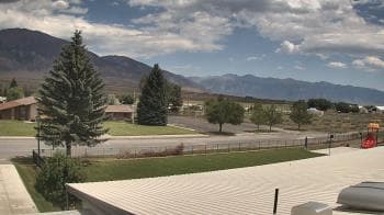 Weather camera view of Mackay Joint SD 182.