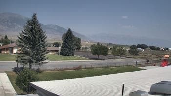 Weather camera view of Mackay Joint SD 182.