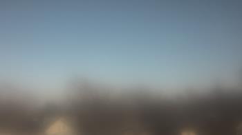 Weather camera view of Lincoln Elementary School.