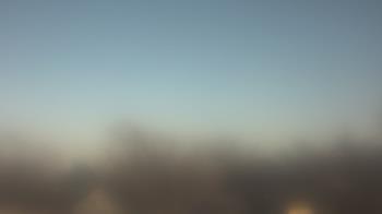 Weather camera view of Lincoln Elementary School.