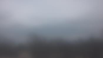 Weather camera view of Lincoln Elementary School.