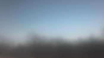 Weather camera view of Lincoln Elementary School.