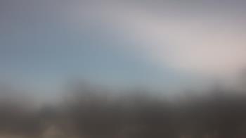 Weather camera view of Lincoln Elementary School.