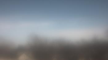 Weather camera view of Lincoln Elementary School.