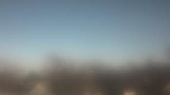 Weather camera view of Lincoln Elementary School.