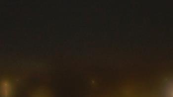 Weather camera view of Lincoln Elementary School.