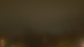 Weather camera view of Lincoln Elementary School.