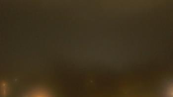 Weather camera view of Lincoln Elementary School.