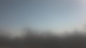 Weather camera view of Lincoln Elementary School.