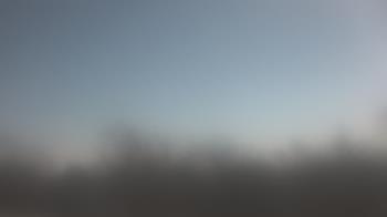 Weather camera view of Lincoln Elementary School.