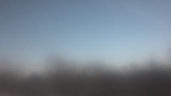 Weather camera view of Lincoln Elementary School.