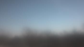 Weather camera view of Lincoln Elementary School.