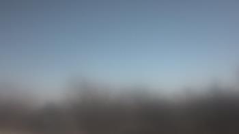 Weather camera view of Lincoln Elementary School.