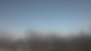 Weather camera view of Lincoln Elementary School.