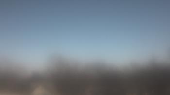 Weather camera view of Lincoln Elementary School.