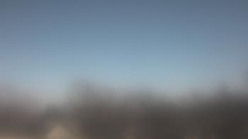 Weather camera view of Lincoln Elementary School.