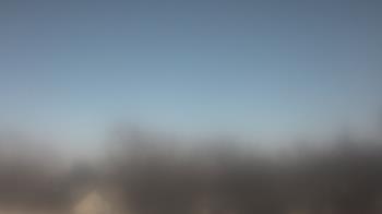 Weather camera view of Lincoln Elementary School.