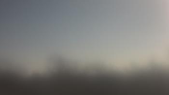 Weather camera view of Lincoln Elementary School.