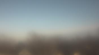 Weather camera view of Lincoln Elementary School.