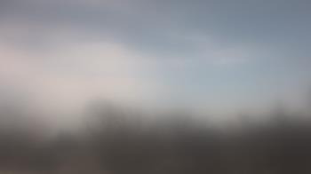 Weather camera view of Lincoln Elementary School.