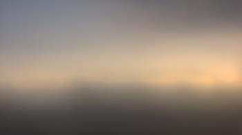 Weather camera view of Lincoln Elementary School.