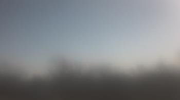 Weather camera view of Lincoln Elementary School.