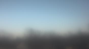 Weather camera view of Lincoln Elementary School.