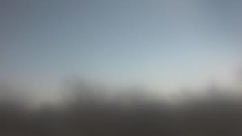 Weather camera view of Lincoln Elementary School.