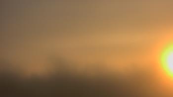 Weather camera view of Lincoln Elementary School.