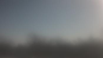 Weather camera view of Lincoln Elementary School.