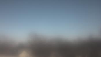 Weather camera view of Lincoln Elementary School.