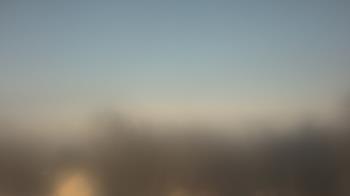 Weather camera view of Lincoln Elementary School.