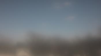 Weather camera view of Lincoln Elementary School.