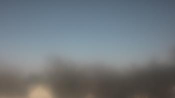 Weather camera view of Lincoln Elementary School.