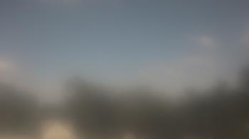 Weather camera view of Lincoln Elementary School.