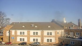 Weather camera view of Ward L Myers Elementary School.