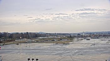 Weather camera view of Harrisburg International Airport.