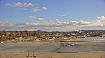 Weather camera view of Harrisburg International Airport.