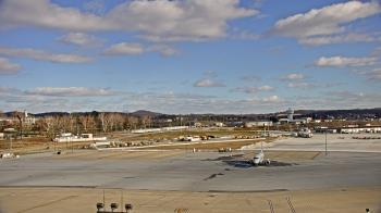 Weather camera view of Harrisburg International Airport.