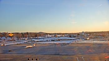 Weather camera view of Harrisburg International Airport.