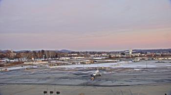 Weather camera view of Harrisburg International Airport.
