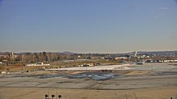 Weather camera view of Harrisburg International Airport.