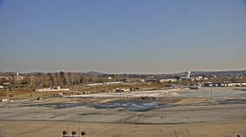 Weather camera view of Harrisburg International Airport.